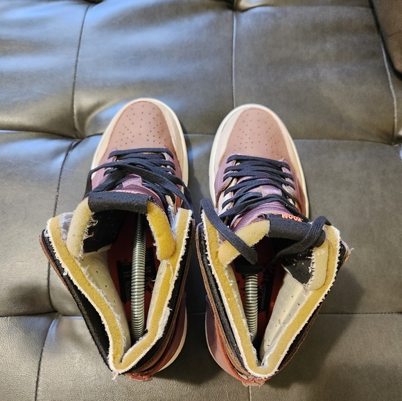 Jordan Retro 1 Women Size 9 - Picture 7 of 8